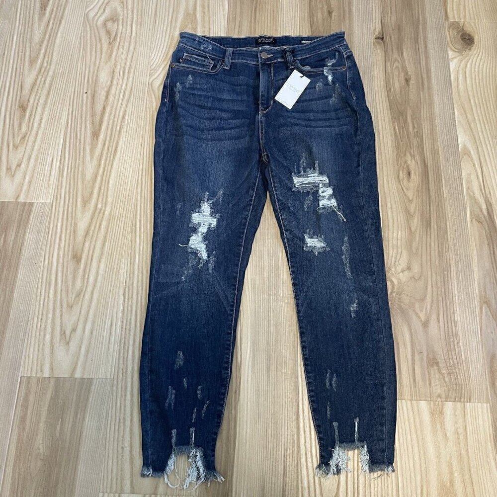 NWT Judy Blue Distressed Shark-Bite Hem Skinny Jeans Dark Wash Denim size 15/32